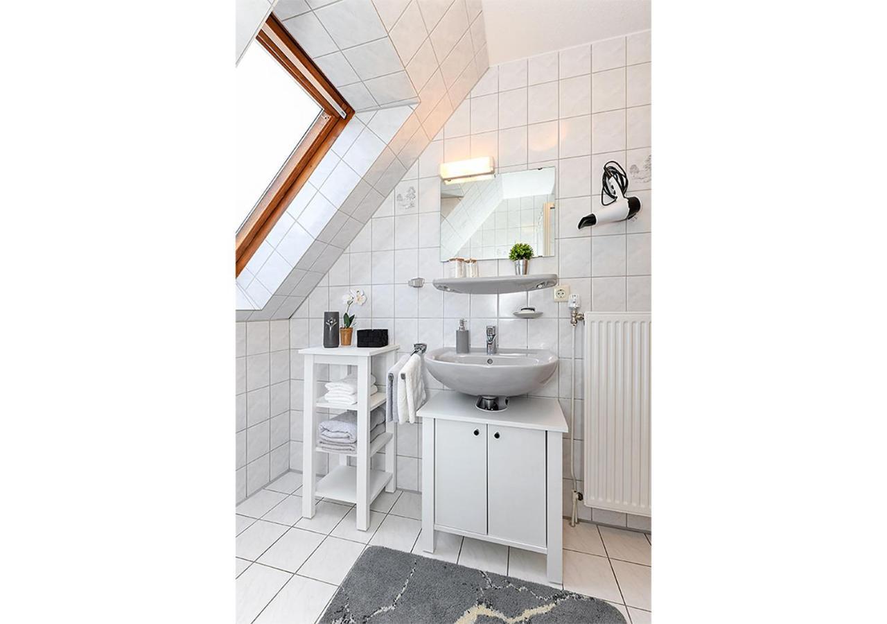 Ferienwohnung Torens-Nordsee-Apartments 3 Neuharlingersiel Luaran gambar